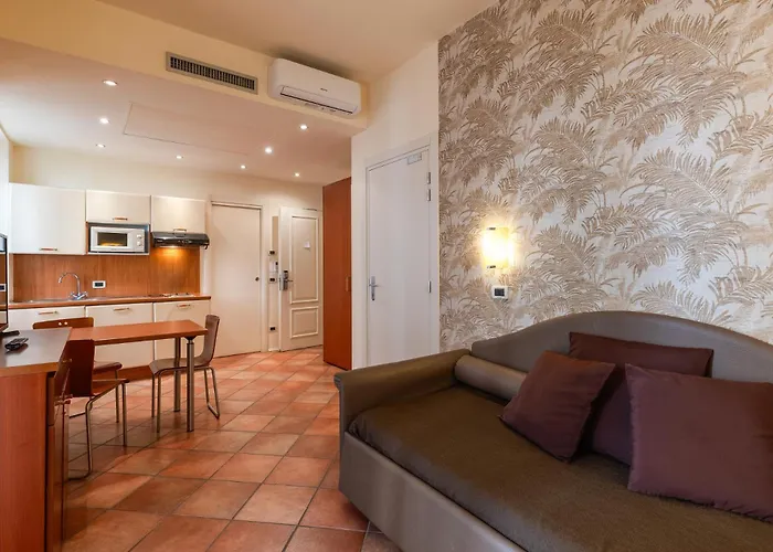 Firenze Apartmanhotel 4*