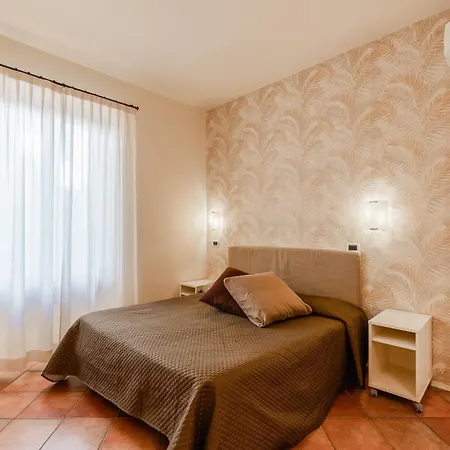 Lejlighedshotel Firenze Alassio