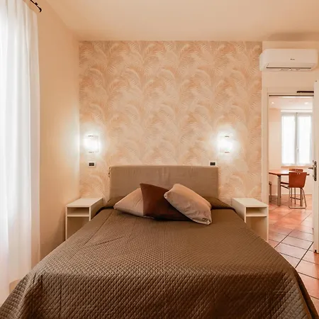 Lejlighedshotel Firenze Alassio
